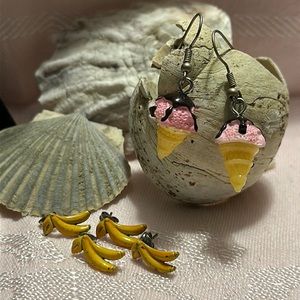 Summer earrings 🌞🏝️ bananas ice cream